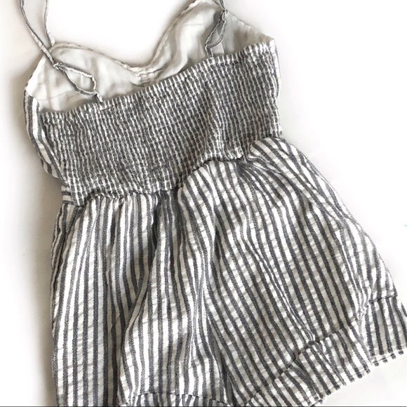 SOLD ⵈ❭ AEO Striped Ruffle Hem Romper Playsuit - Picture 7 of 8